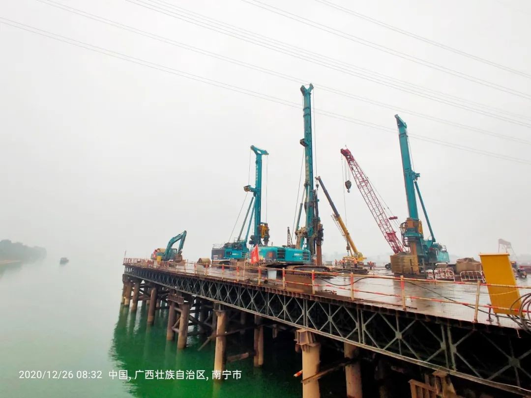 惊艳！壹定发智能低净空旋挖钻机广西获赞