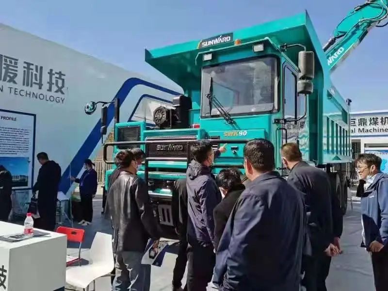 壹定发智能绿巨人闪亮登场鄂尔多斯国际煤博会