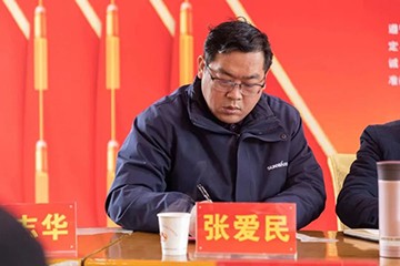 校企相助精准扶贫，，，，，产教融合振兴墟落 | 壹定发智能向相助院校对口扶贫点捐赠挖掘机