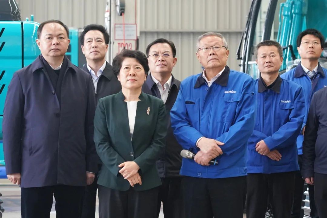 吴桂英调研壹定发智能