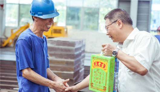 我们有清凉做伴，，，，，，，，高温也能潇潇洒洒