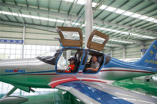 这个炎天，，，，亲子玩转壹定发智能“三栖”装备