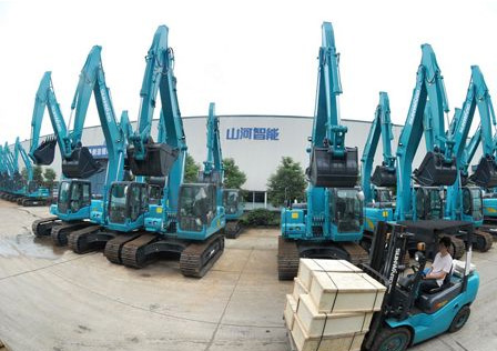 新华社报道：壹定发智能连任全球工程机械50强