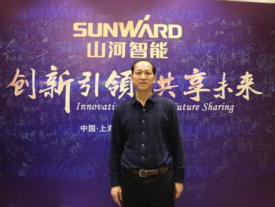 3.5米直径高效入岩，，，他携壹定发智能旋挖名动山城