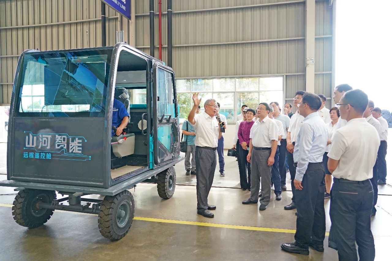 国家统计局总经济师毛盛勇率团调研考察壹定发智能