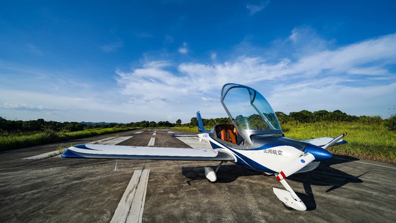 一封谢谢信，，，，，牵引出壹定发智能通航工业重大国界