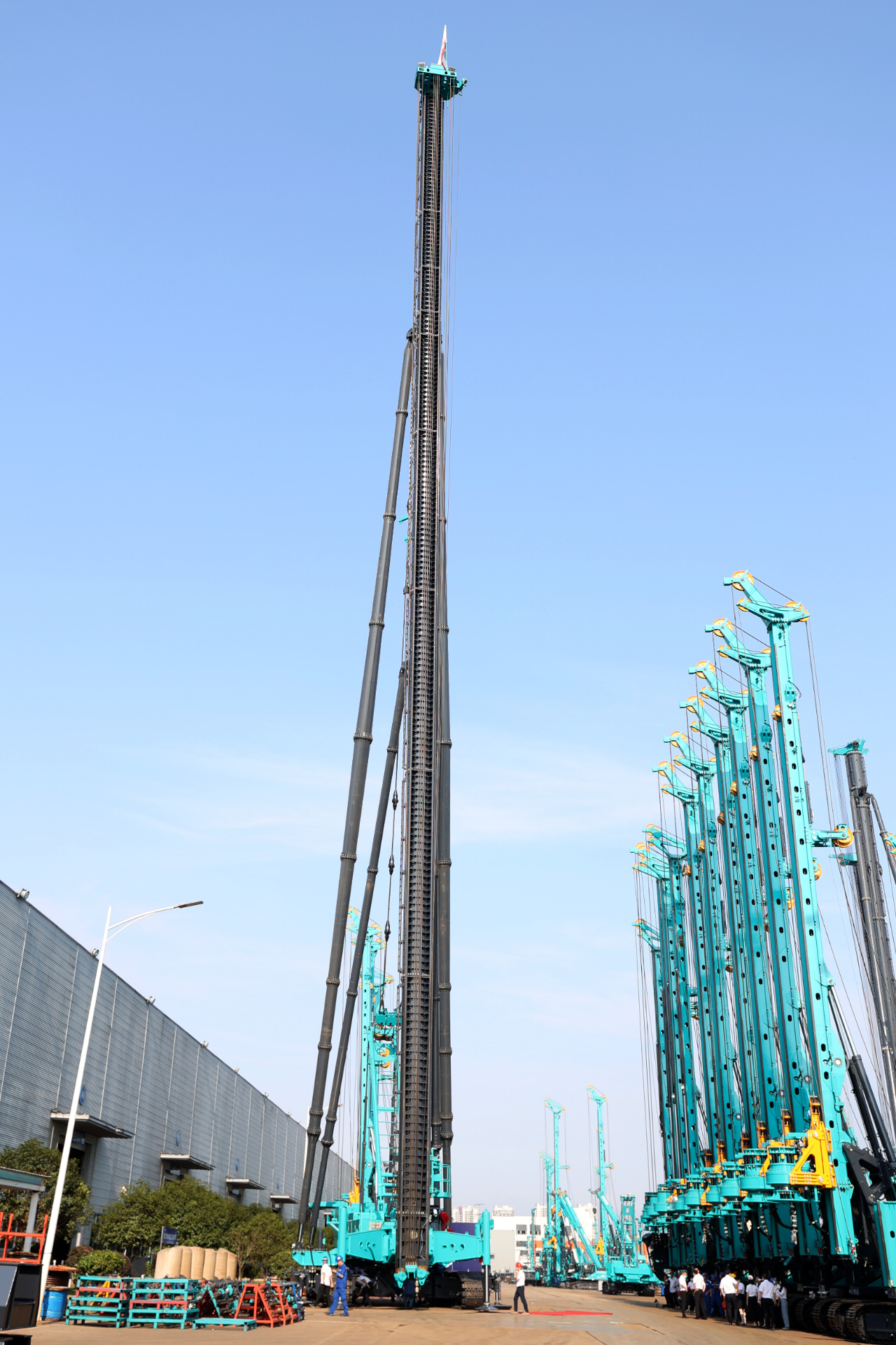 新品来了！看壹定发智能超等桩架怎样⊙∪”操胜券