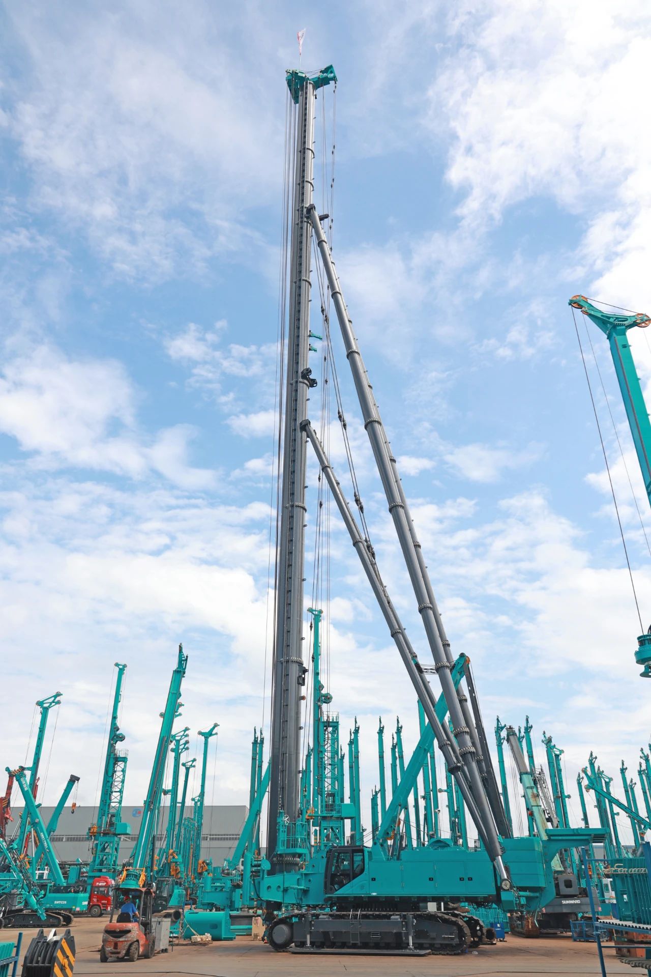 新品来了！看壹定发智能超等桩架怎样⊙∪”操胜券