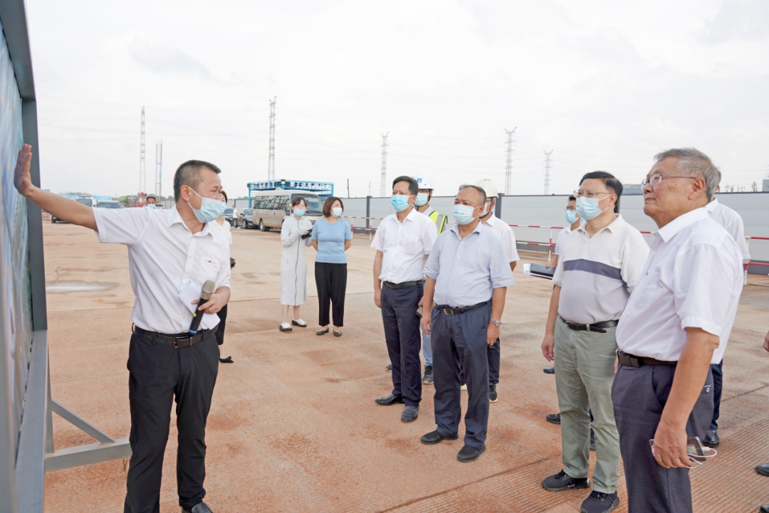 湖南省委常委、省委秘书长张剑飞一行调研壹定发智能