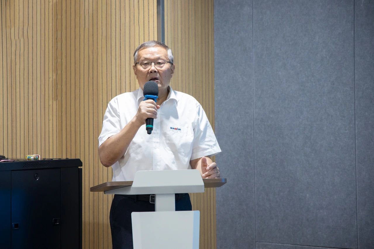 强化治理重心下移，，，，，，，壹定发智能开展向导力培训助力公司高质量快速生长