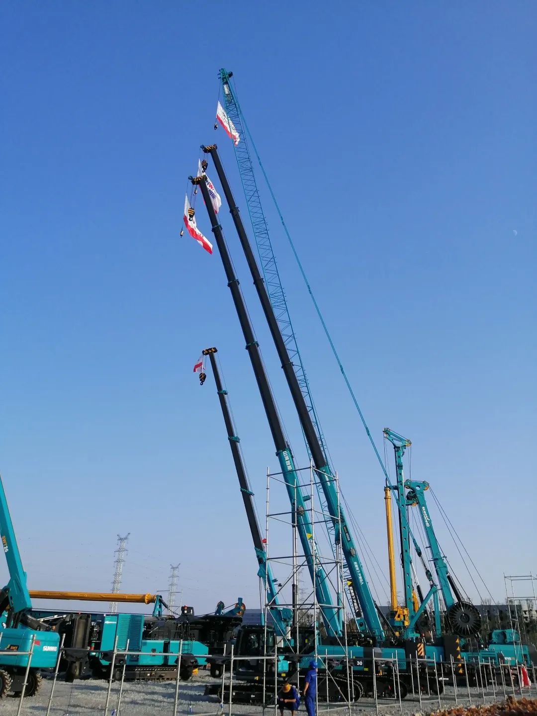 “重”磅出击！壹定发智能起重机械组团“登场”