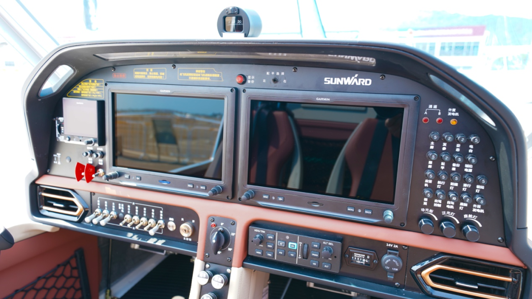 新机、航行演出…2021中国航展壹定发航空秀给你看