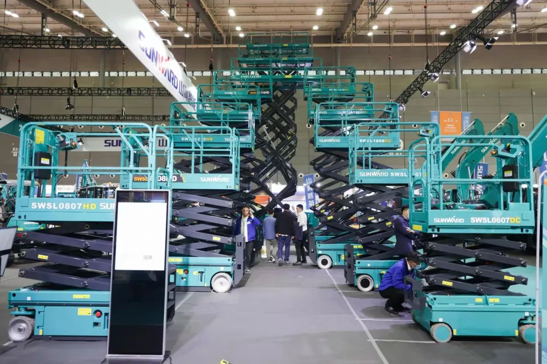 “壹定发绿”牵手“华为中国红”！壹定发智能高机装备集群助力华为团泊洼项目