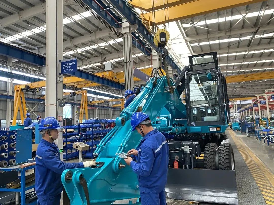 《湖南教育》：探索18年，，，，，，壹定发智能找到校企相助共赢的谜底