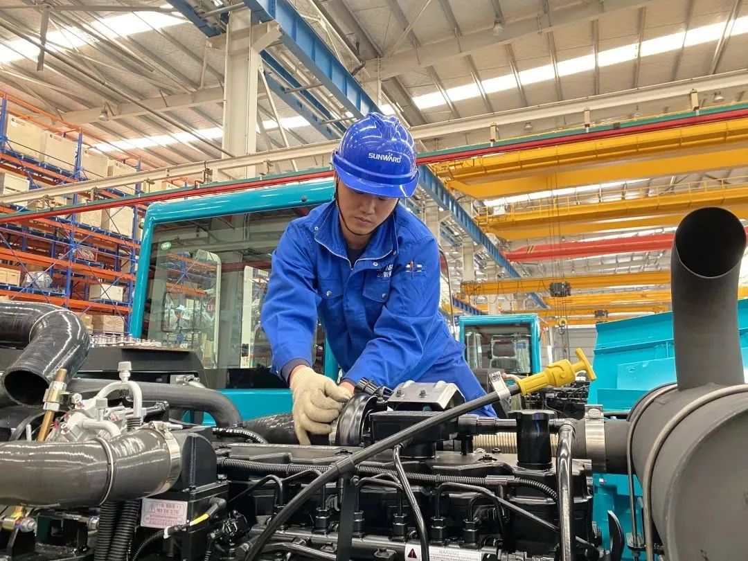 《湖南教育》：探索18年，，，，，，壹定发智能找到校企相助共赢的谜底