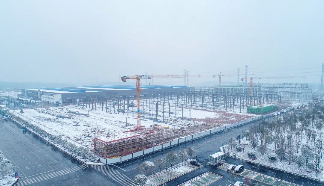 瑞雪兆有年，，，，，，邀您共赏雪中壹定发！