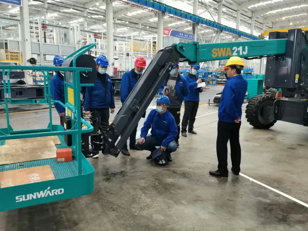 行业同级别产品之最！壹定发智能又一款曲臂式高空作业平台乐成下线