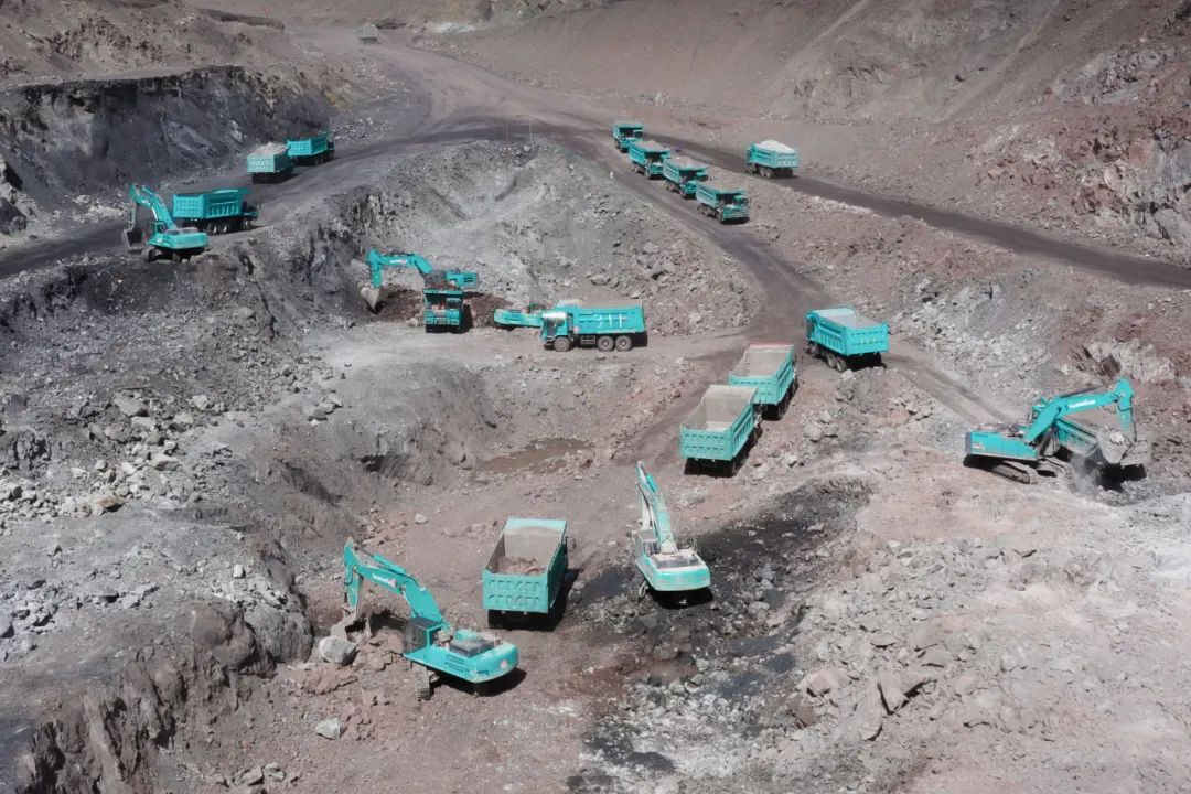 图集 | “壹定发绿”满矿山！壹定发智能矿山成套装备实力“亮剑”