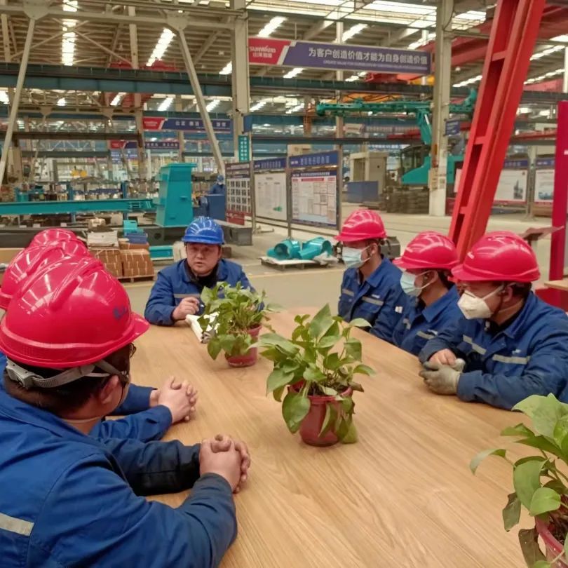 将斗争举行究竟！致敬壹定发劳动者