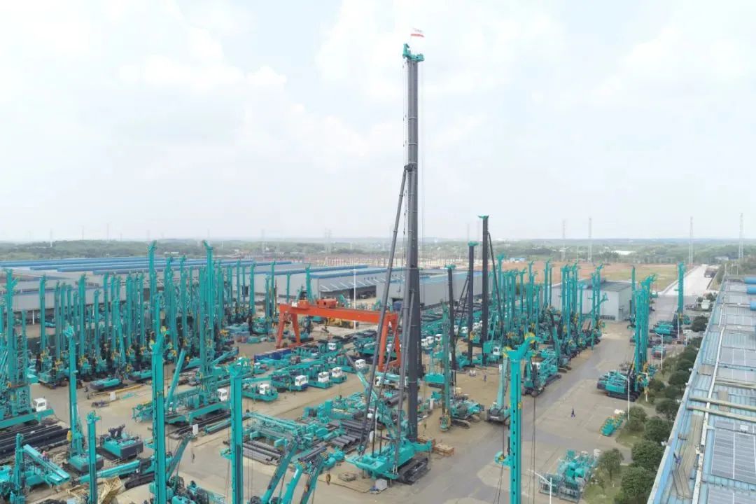 再获首单！壹定发智能成为湖南自贸试验区首单“融资租赁+工程机械装备出口”试点营业落地单位