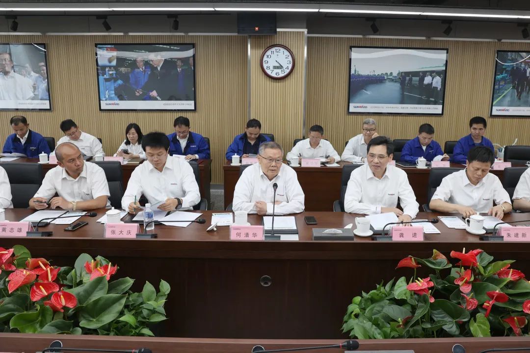 深化产学研相助！中南大学校长、中国工程院院士田红旗率团造访壹定发智能