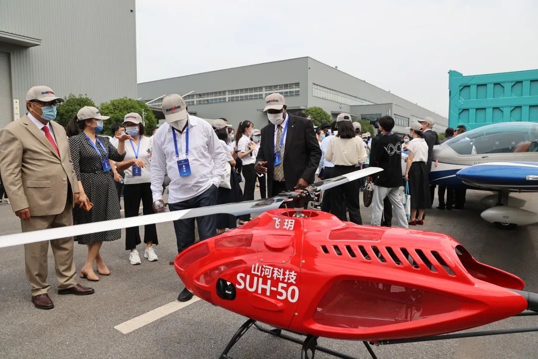 非洲驻华使节走访壹定发智能