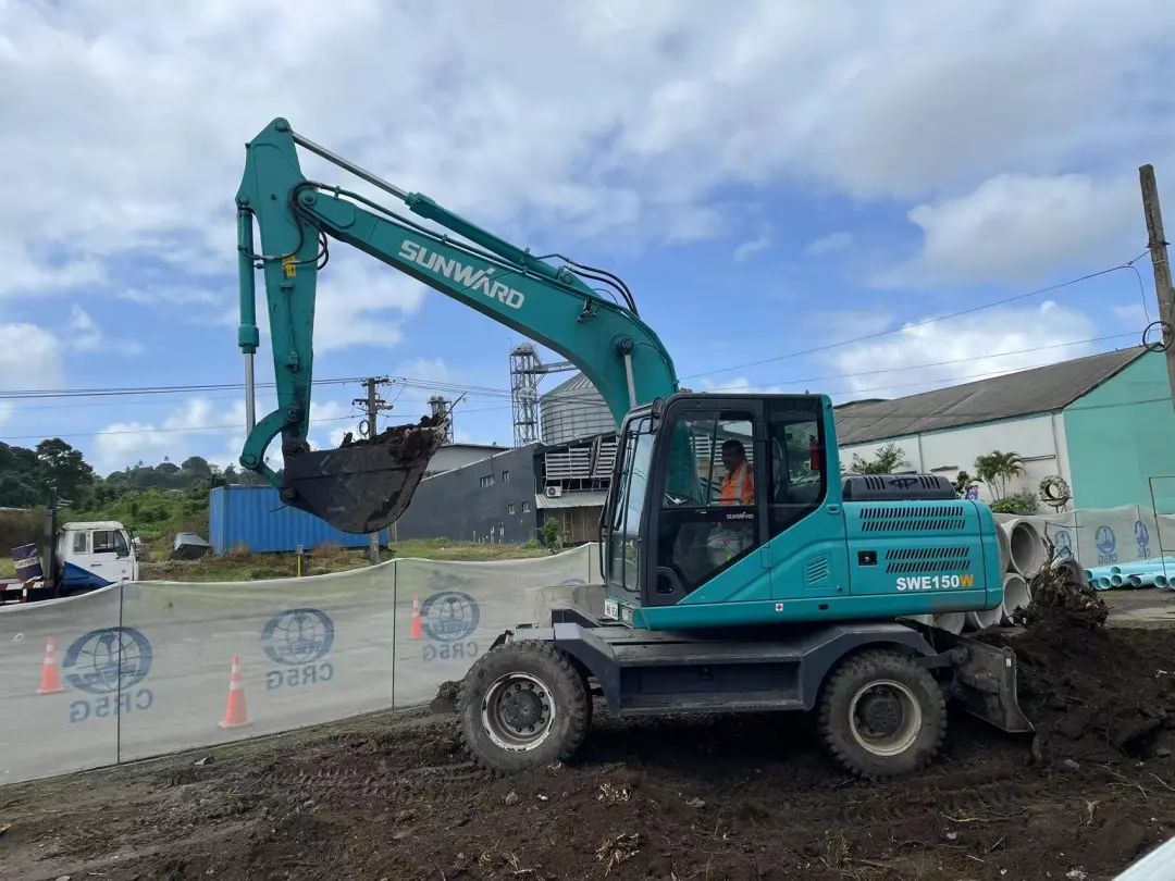 “壹定发绿”迈向南太平洋岛，，，，，，，壹定发智能轮挖助力斐济基础设施建设