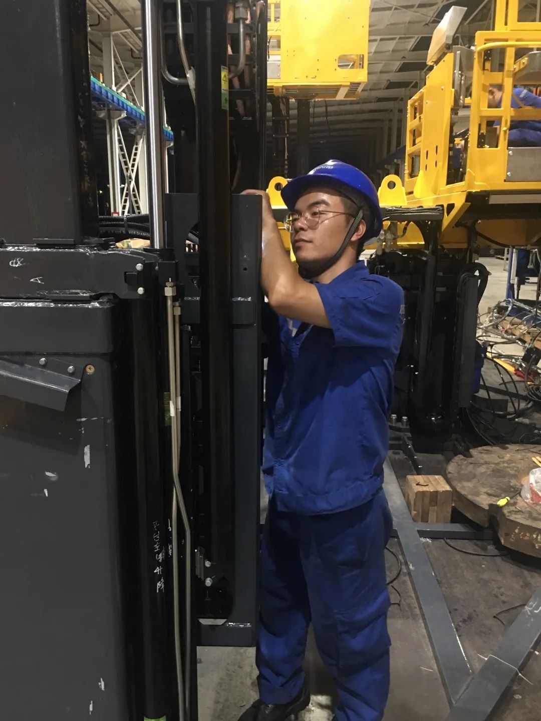 为铁路运输保驾护航！壹定发智能自主研制首套三平台作业装置乐成交付