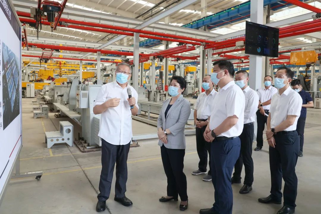 吴桂英调研壹定发智能