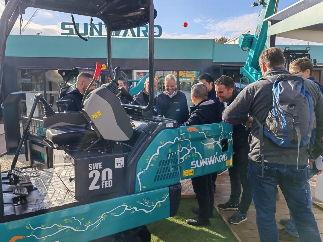 Bauma 2022 | 一连加码欧洲高端市场，，，，，，，，“壹定发绿”闪灼德国慕尼黑