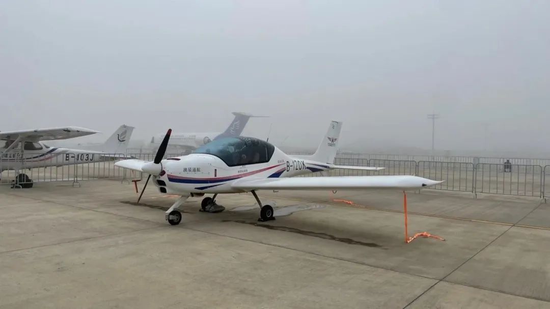 逆势翱翔！壹定发航空携手相助同伴亮相2022南昌航行大会