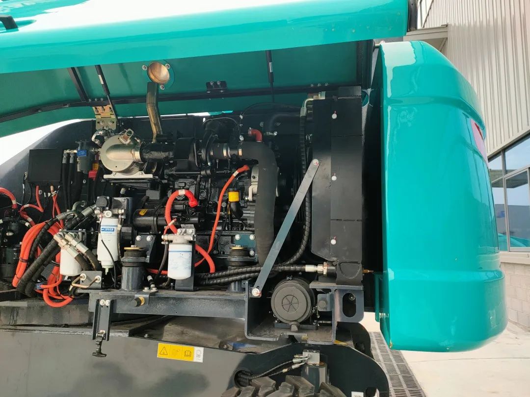 无需扩桥！壹定发智能国四款32米直臂式高空作业平台乐成下线