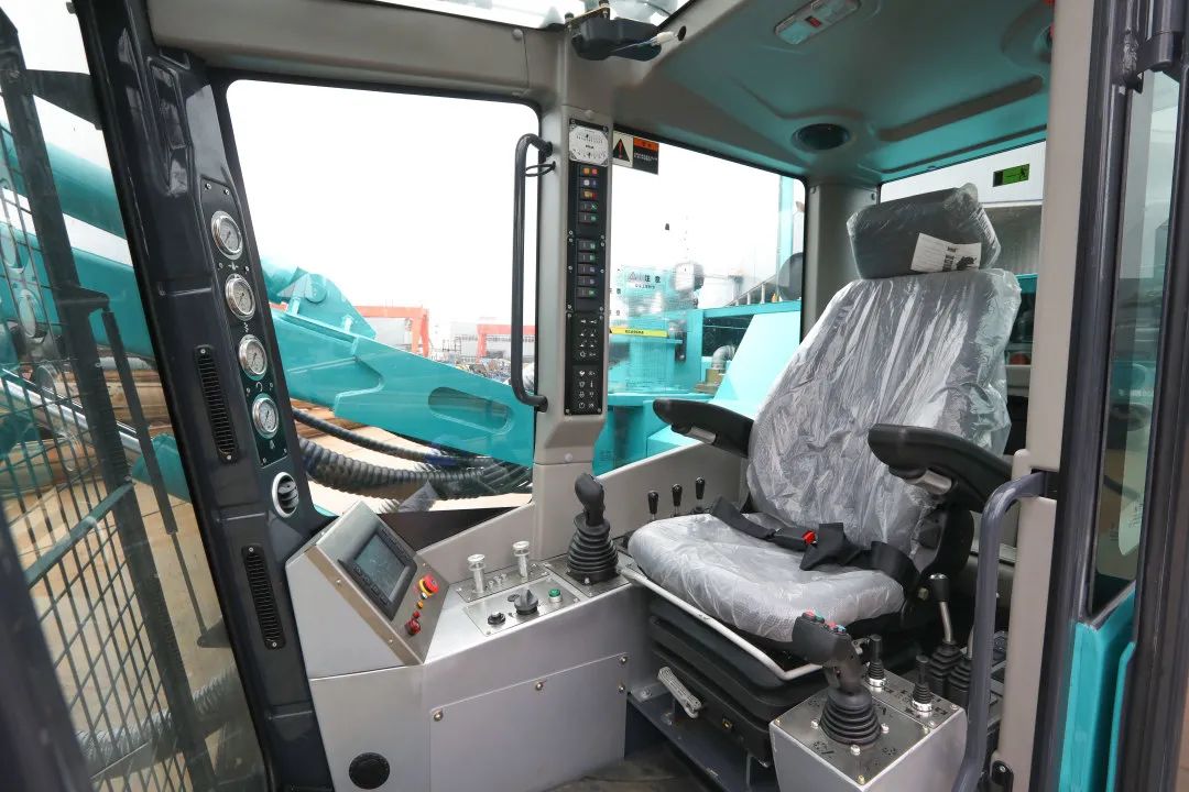 为绿色智能钻爆而生！壹定发智能全新一代一体式潜孔钻机强“四”来袭