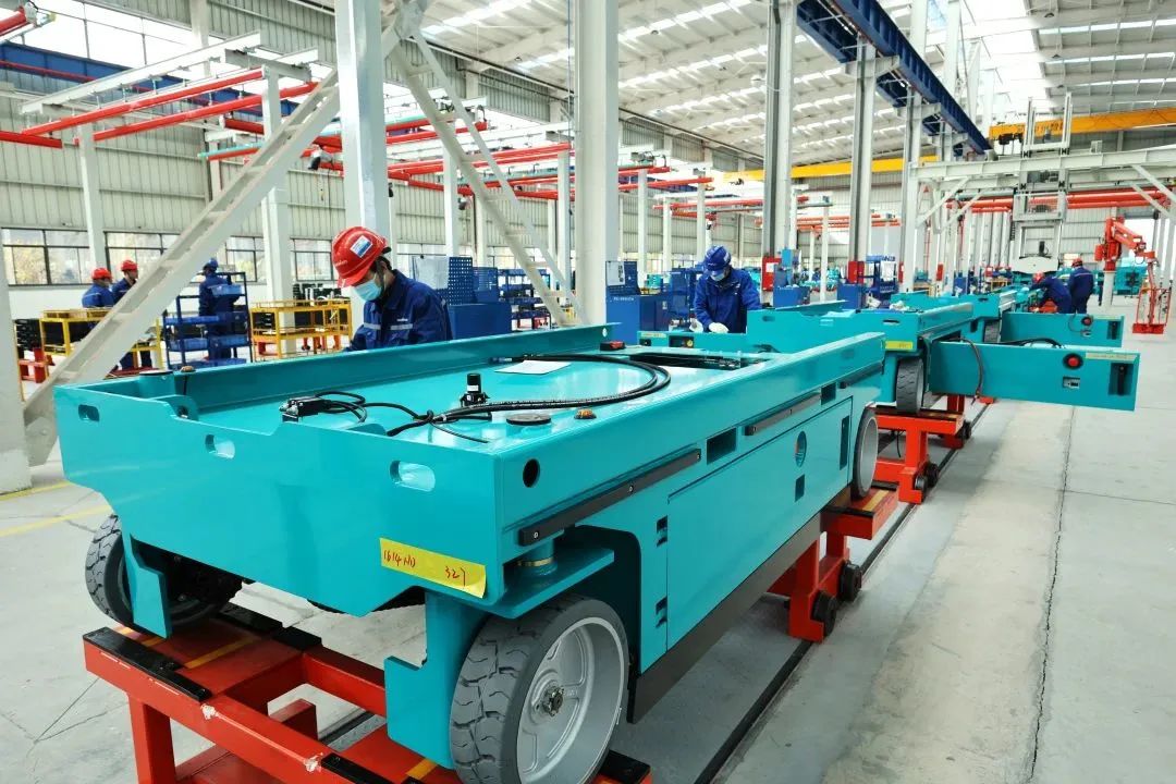 莫道君行早，，，更有早行人！壹定发智能癸卯兔年开工大吉