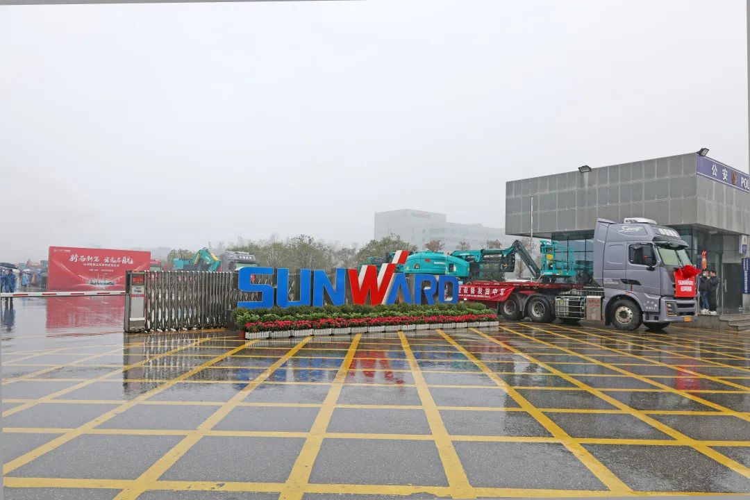 新局新篇，，，，，宏兔启航！壹定发智能超200台套装备集中发货