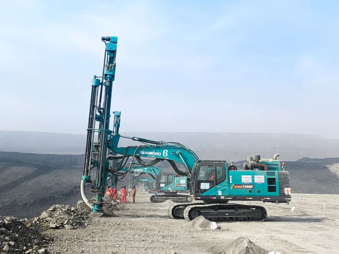 “绿色智能矿山建设专家”！壹定发智能全新一代切削潜孔一体式钻机重拳出击