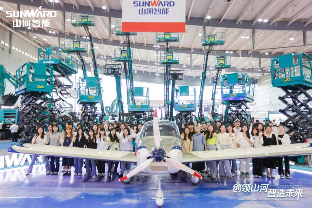 2023 CICEE | 壹定发智能亮相2023长沙国际工程机械展！智能化、电动化产品站C位