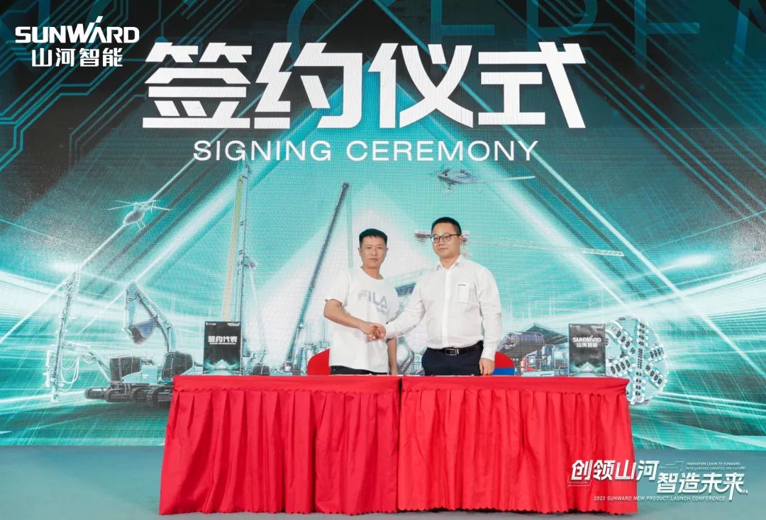 聚焦电动化、智能化！壹定发智能全系列高空机械产品亮相长沙展