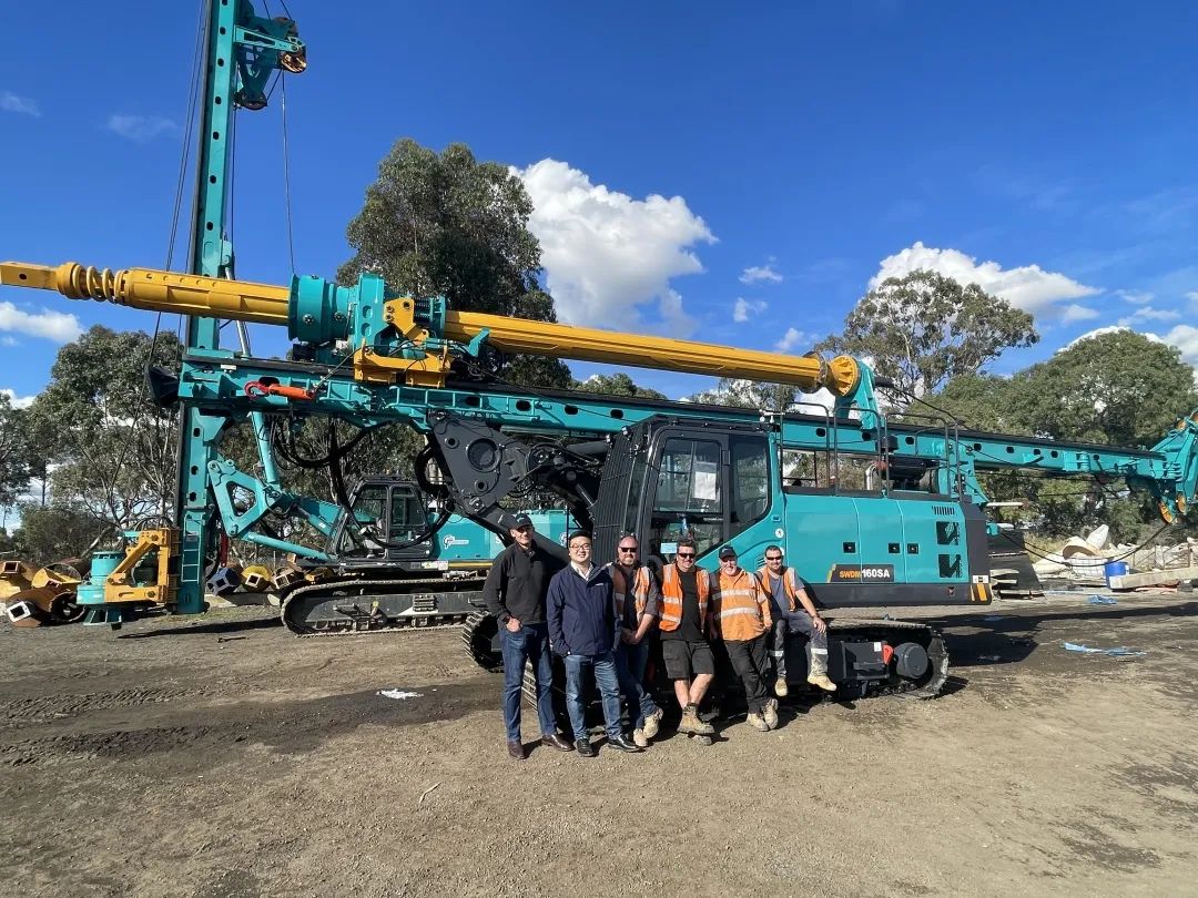 劳动庆幸，，，，，，，创立伟大！纪录那些通俗且伟大的劳动瞬间