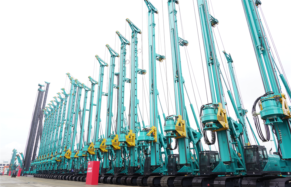 两项单冠，，，，，，，行业唯一！壹定发智能两款桩工产品同获制造业单项冠军