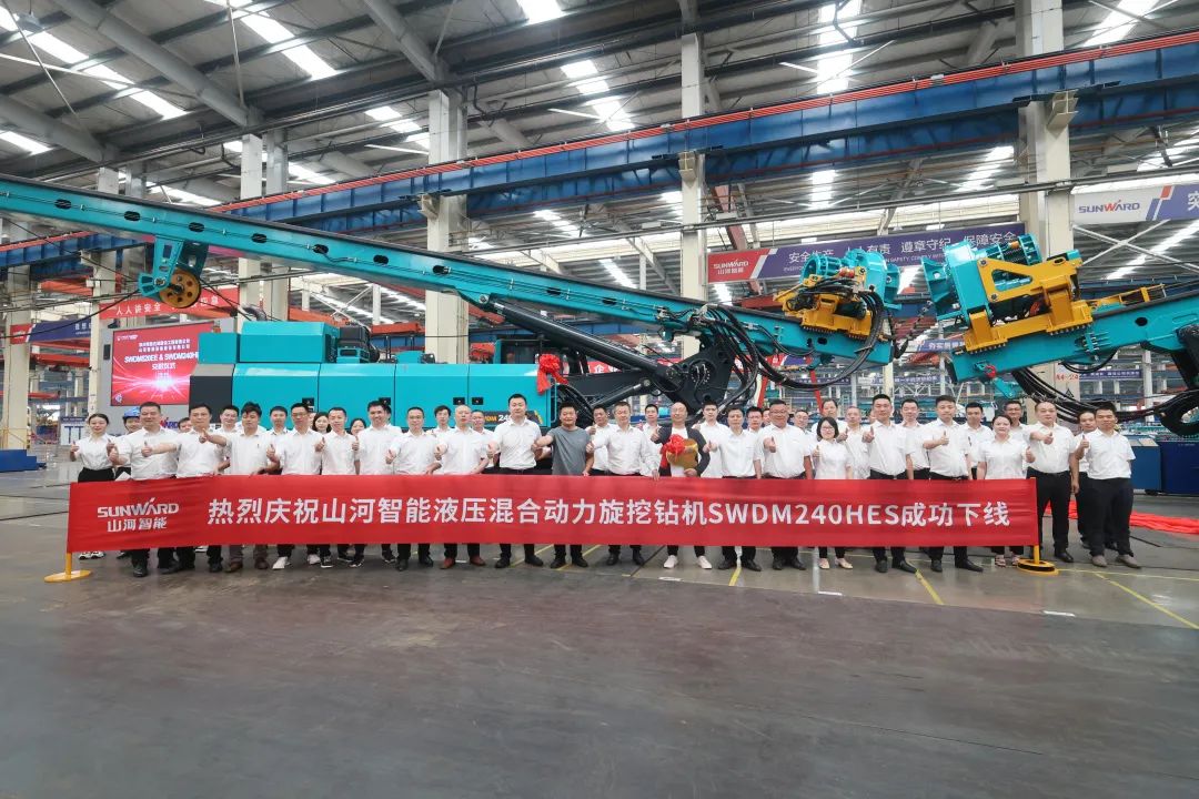 助力“双碳”、绿动未来！壹定发智能增程式电动旋挖钻机、液压混淆动力旋挖钻机齐交付