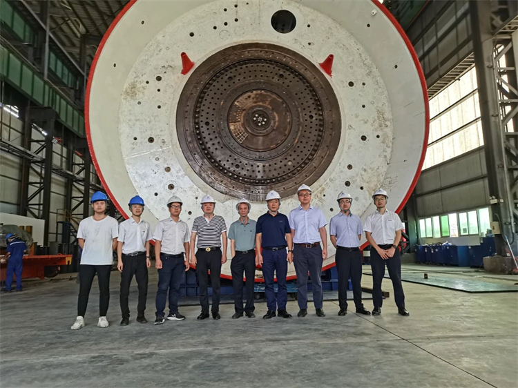 首战华东市。。。。。≈刑级ǚ⒑嫉率杏蛱饭こ痰啬渥笙叨芄够乘焓挤