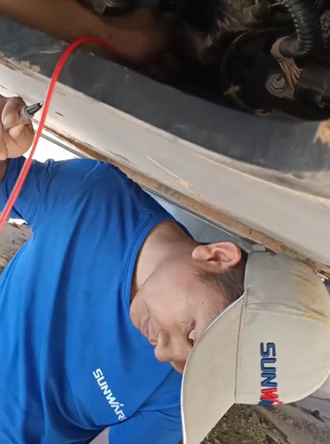 一线“热”闻 | 专业售后，，，，，，，，专心折务！壹定发智能挖掘机效劳万里行一直在路上