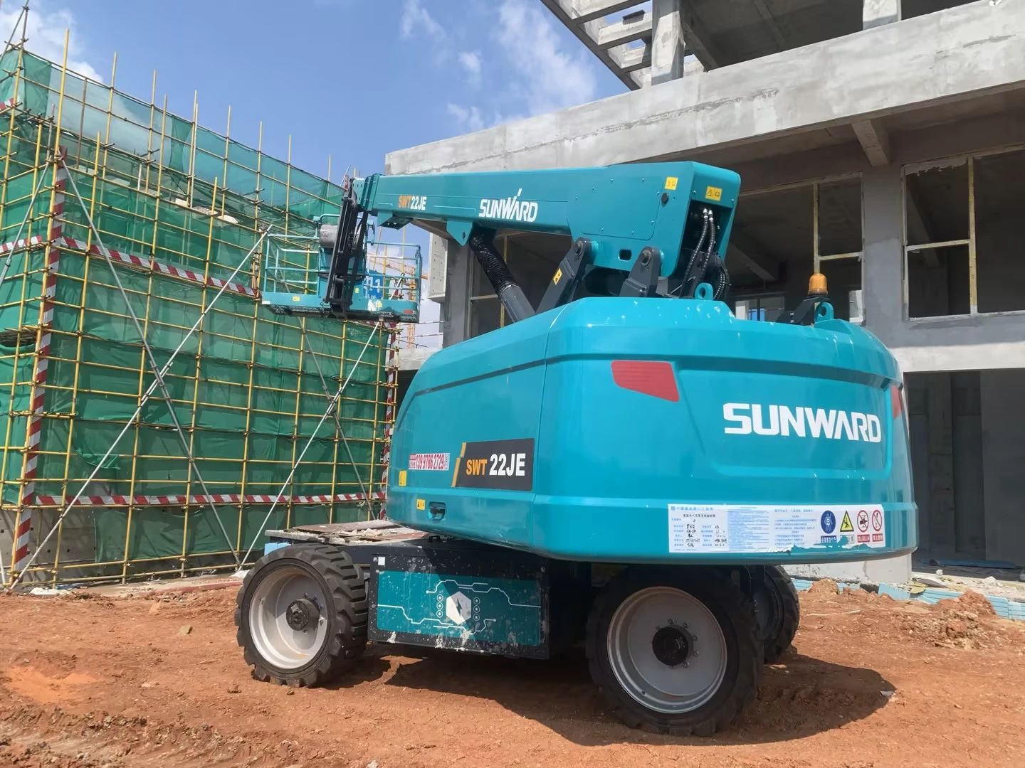 实力上新！壹定发智能电动直臂高空作业平台进军华中市场