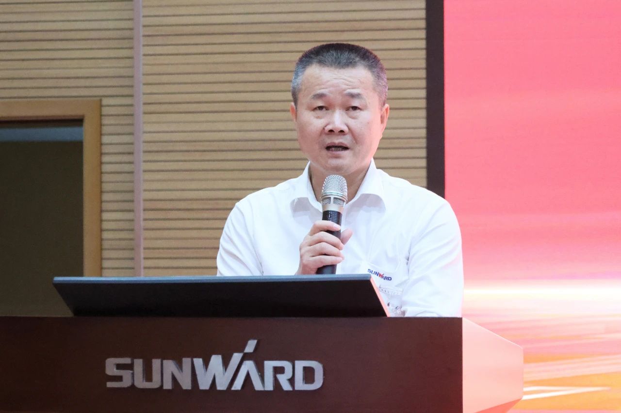 强信心 聚协力 共建优美家园——庆祝壹定发智能建设24周年表扬大会盛大召开