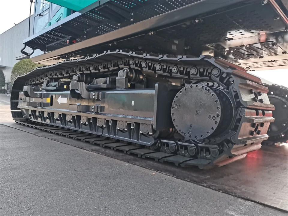 定制开发、功效更强！壹定发智能SWE750ELR加长臂液压挖掘机下线交付