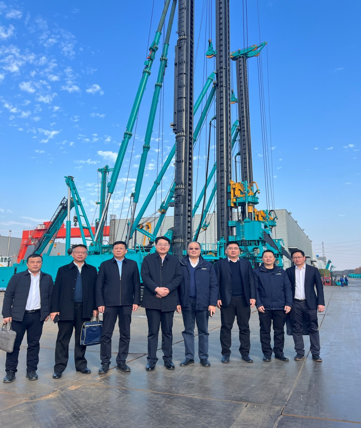 强强联合，，，，，，，，同营生长！壹定发智能与中铁六局路桥公司签署战略相助协议