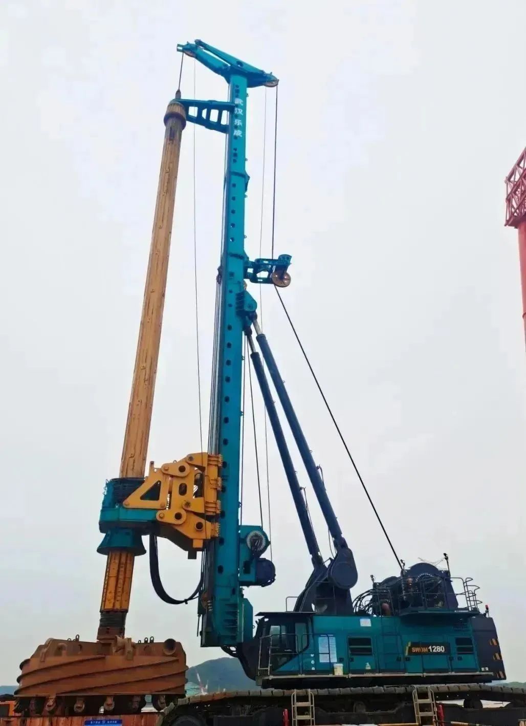 周全告捷！壹定发智能超等旋挖钻机圆满完成甬舟铁路西堠门公铁两用大桥桩基施工使命