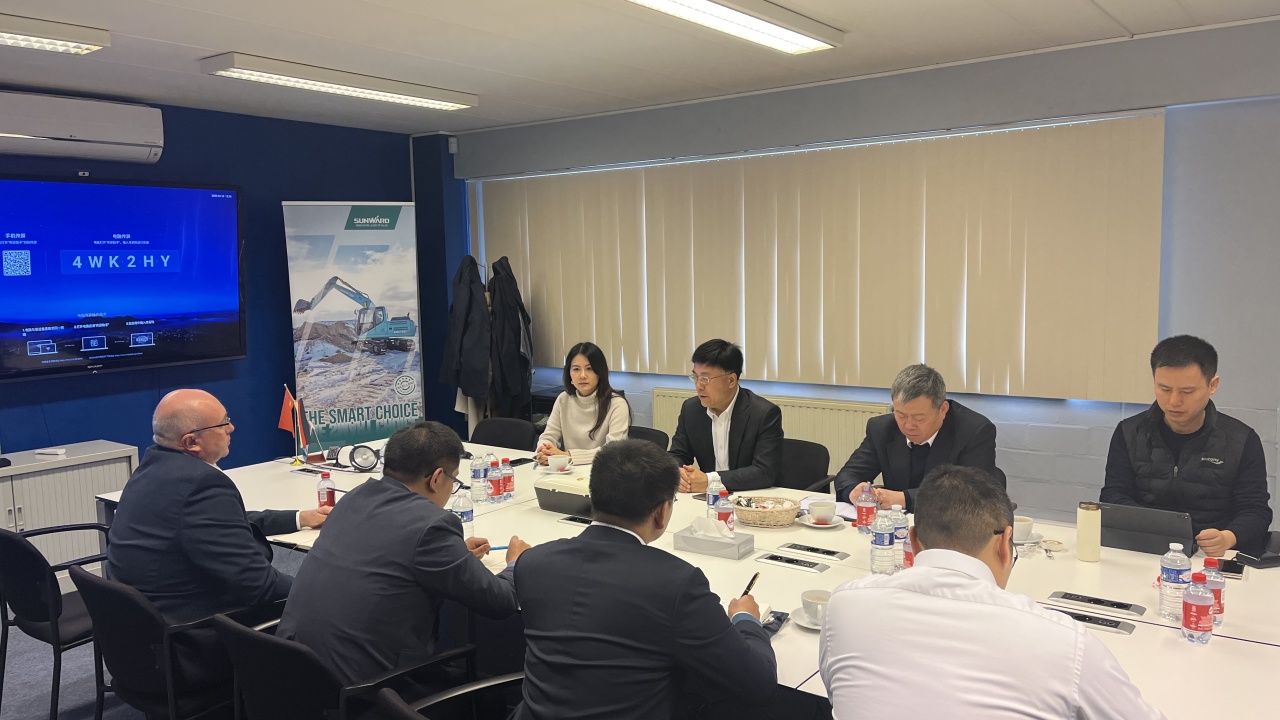 广州工控党委书记、董事长景广军率队赴壹定发智能欧洲子公司考察