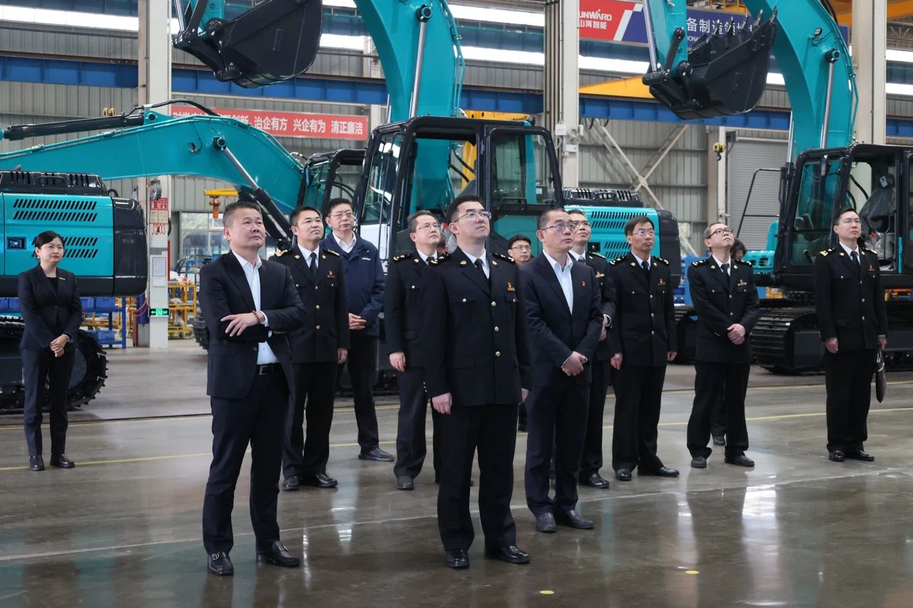 长沙海关党委书记、关长沈大为调研壹定发智能